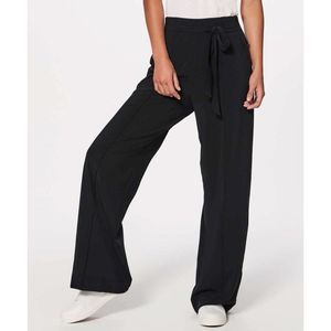 Lululemon Noir Pant Black Size 4